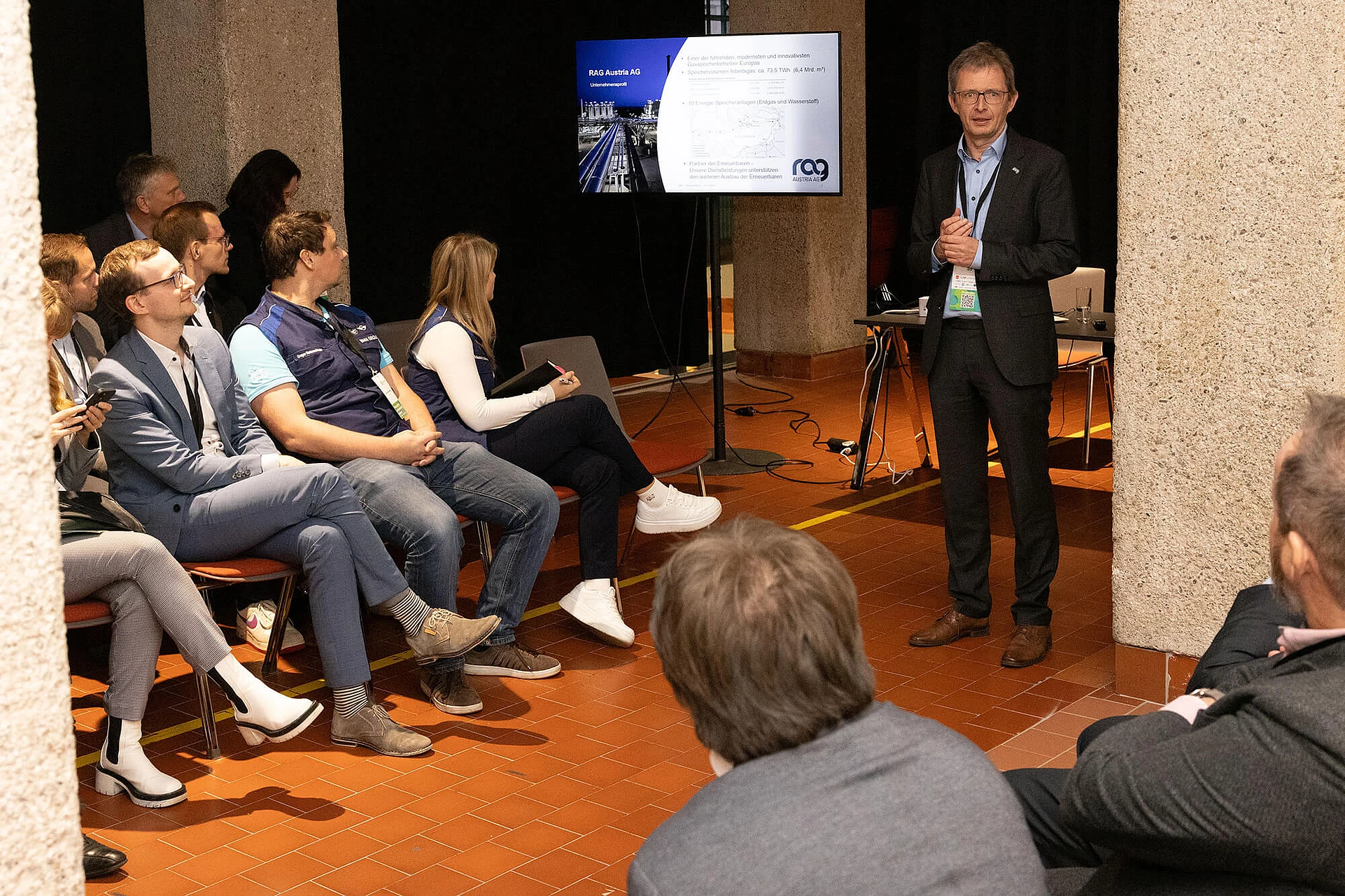 Presentation by Stephan Bauer at the H2-Convention
